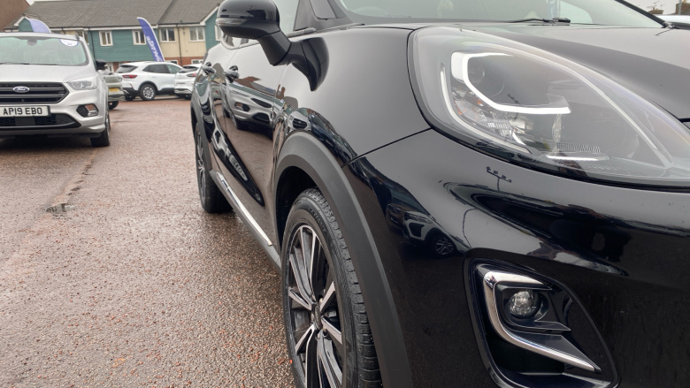 Ford Puma 1.0 EcoBoost Hybrid mHEV Titanium Design 5dr Petrol Hatchback